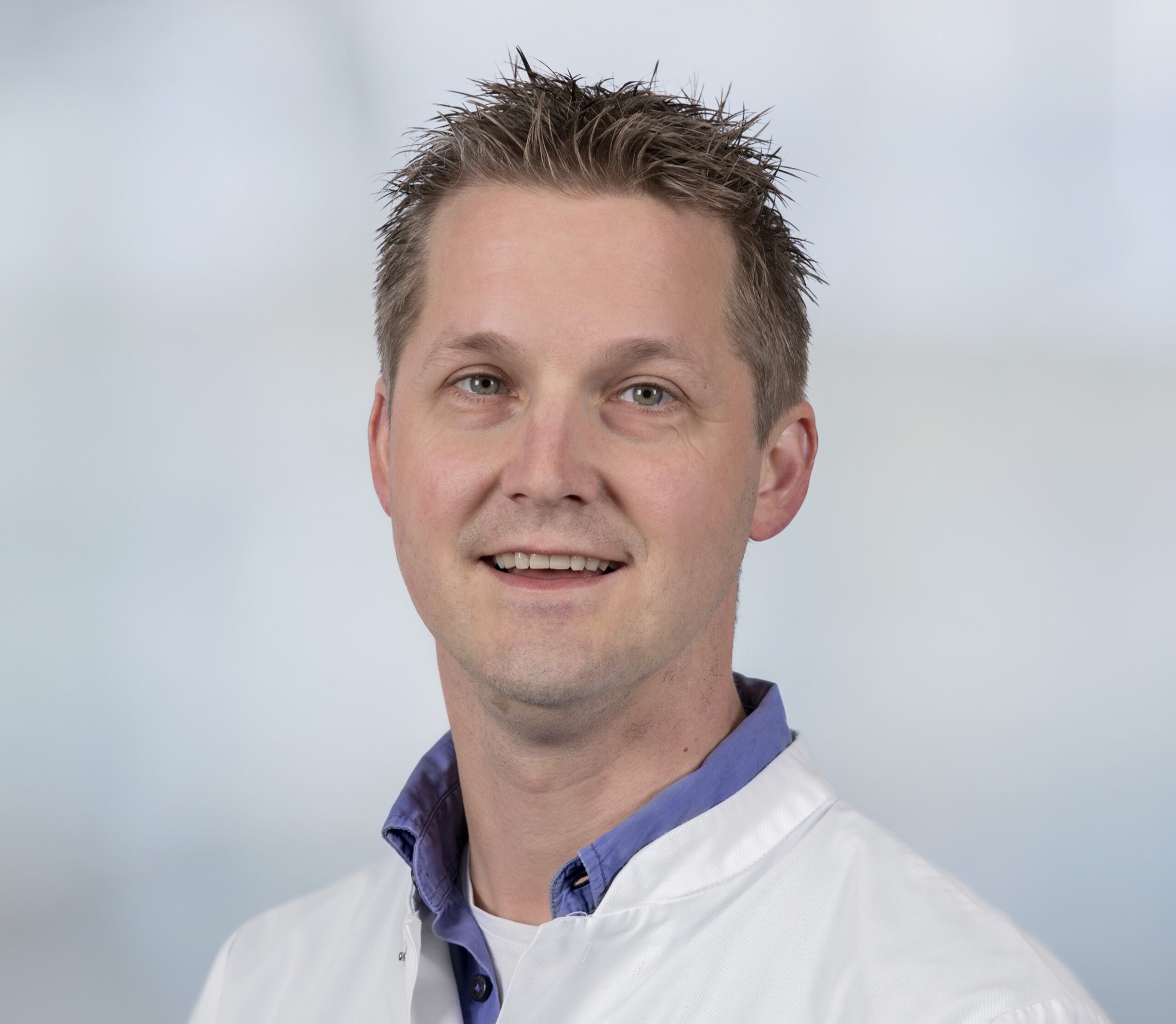 Dr. Bart Dekkers